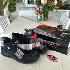Heelys walk, run roll size 12 charcoal black light gray slide brand new runners